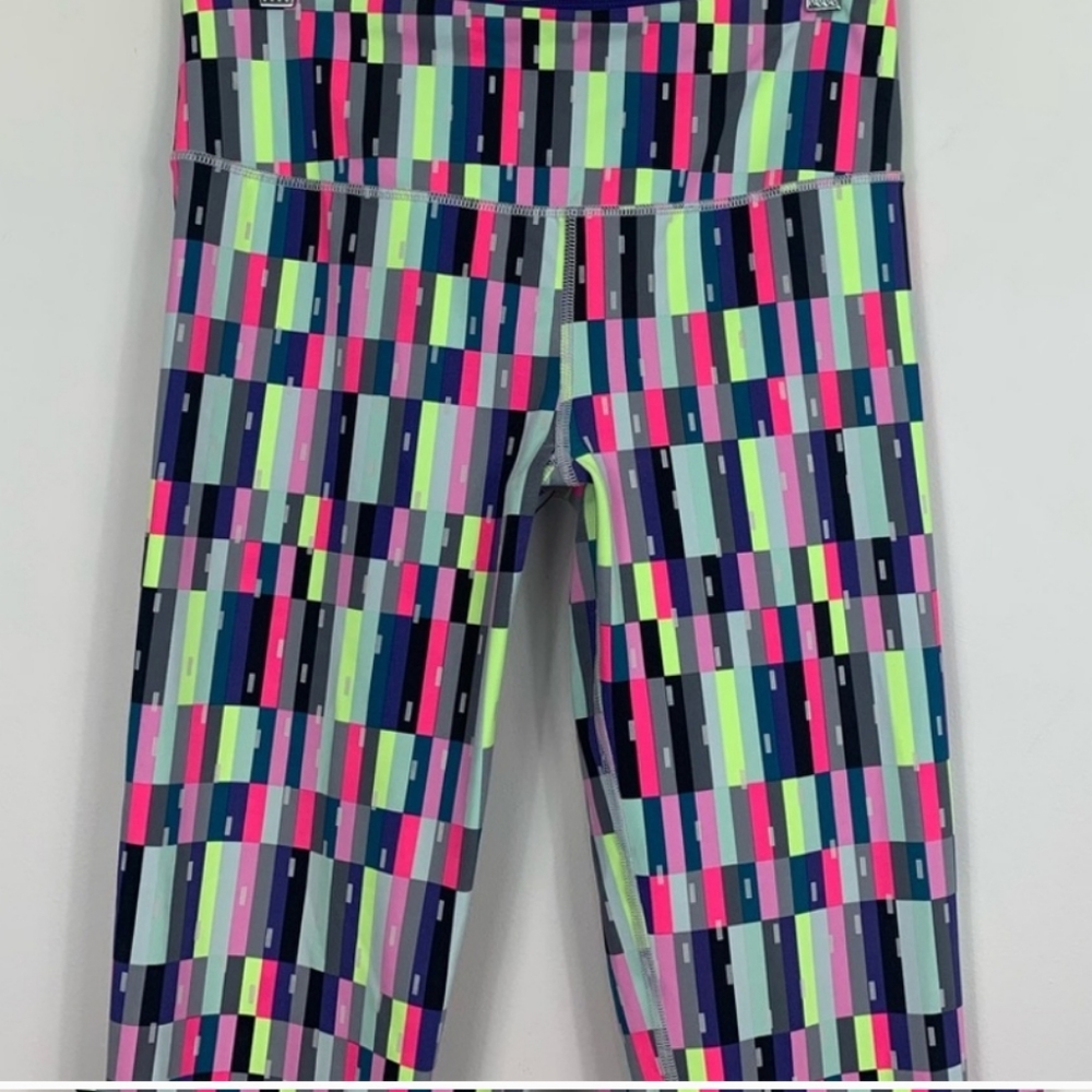 Victoria’s Secret Sport Knockout Coolant Geometric Pattern Leggings Small - Picture 2 of 8